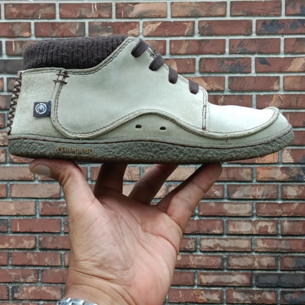 Ocean Minded by Crocs Ladies Canvas Lace Up Sneakers Slip-On Shoes